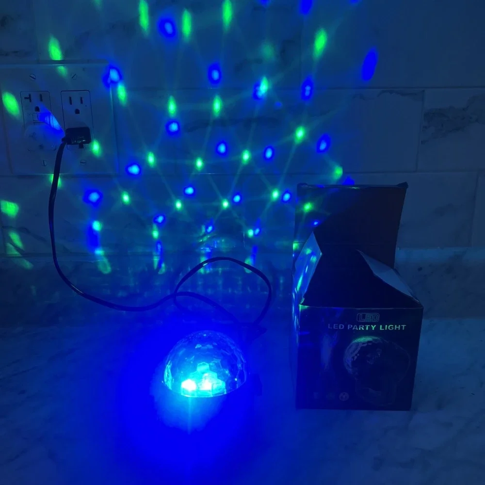LED Galaxy Starry Night Light‎ Projector Ocean Star Sky Xmas Party Birthday Lamp